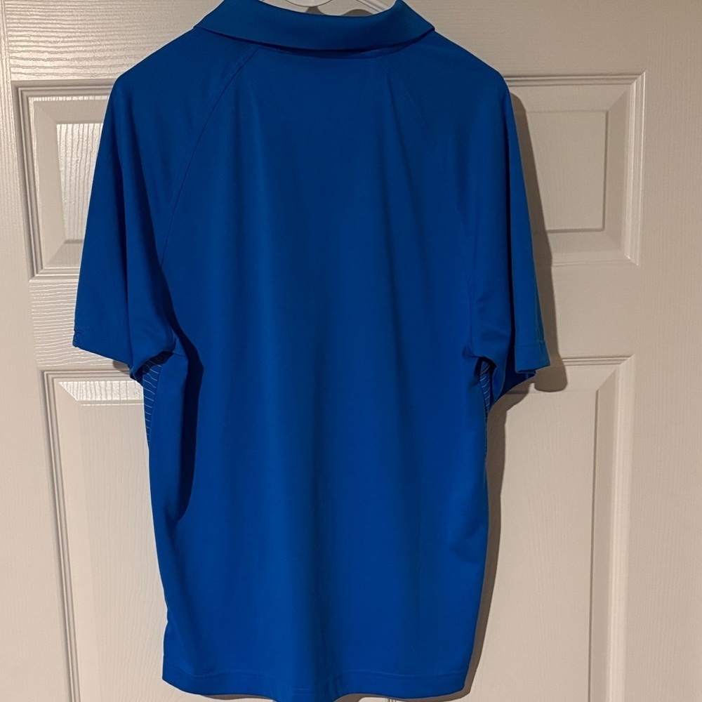 Cutter and Buck Men's Blue Polo Shirt - Picture 4 of 4